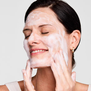 Estee Lauder Perfectly Cleanser