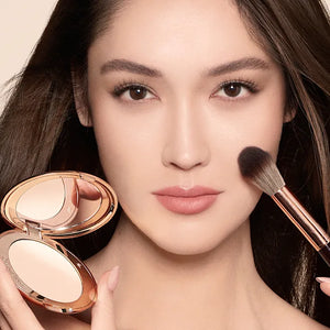 Charlotte Tilbury Airbrush Flawless Finish Powder for flawless complexion