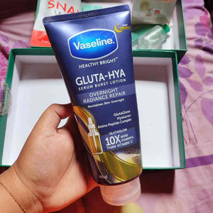 Vaseline Gluta-Hya Serum Burst Lotion Overnight Radiance Repair