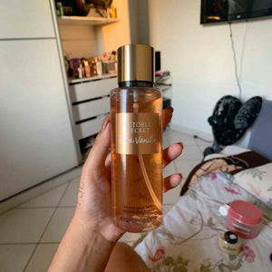 victoria secret bare vanilla perfume mist