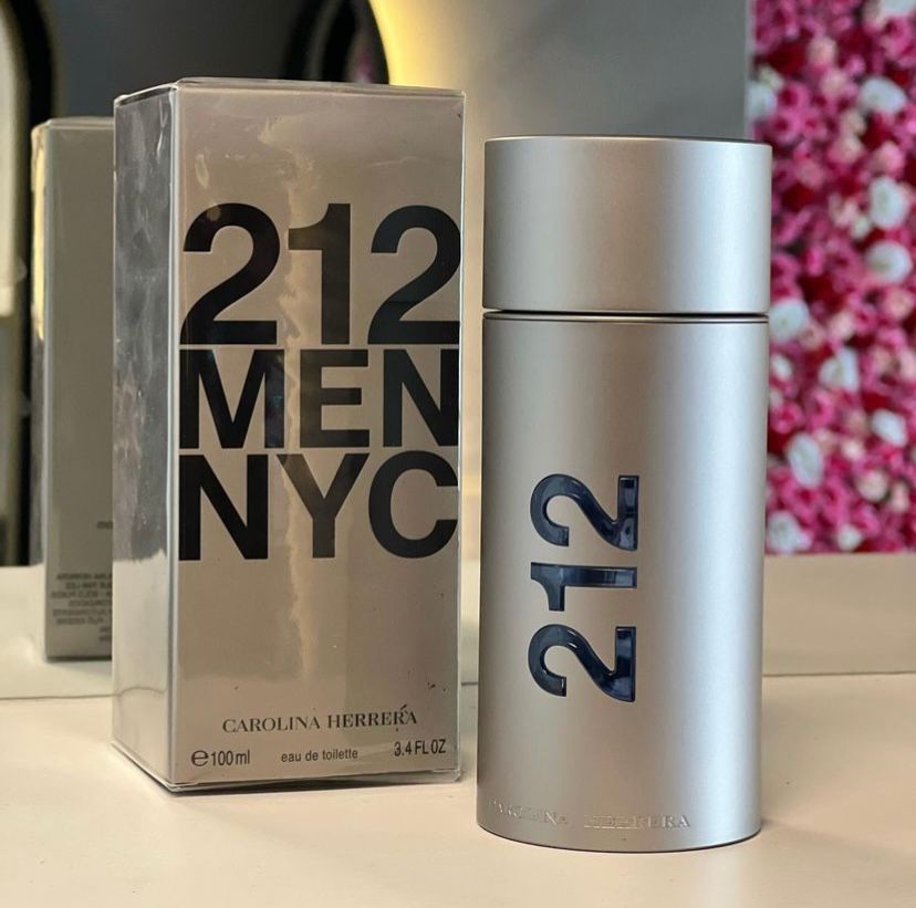 Carolina Herrera 212 Men Perfume