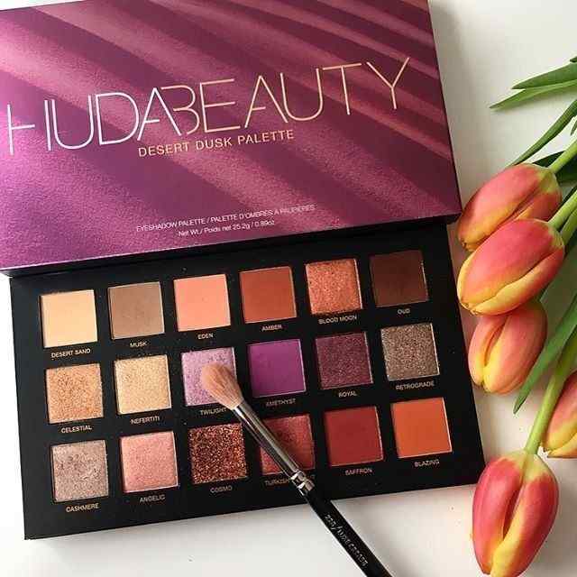 Huda Beauty Desert Dusk Eyeshadow Palette