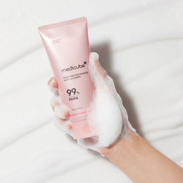 medicube pdrn pink niacinamide cleanser